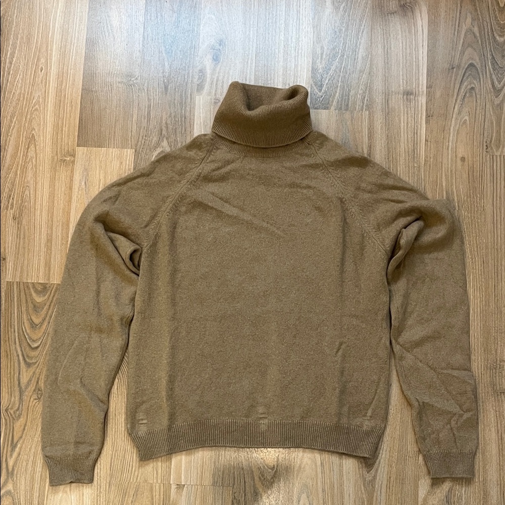 Tan cashmere turtle neck
